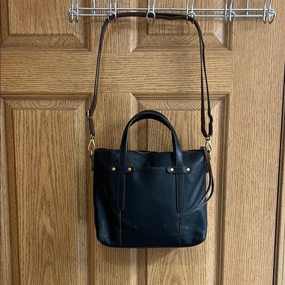 Fossil Handbags - Fossil Black Leather Shoulder Bag